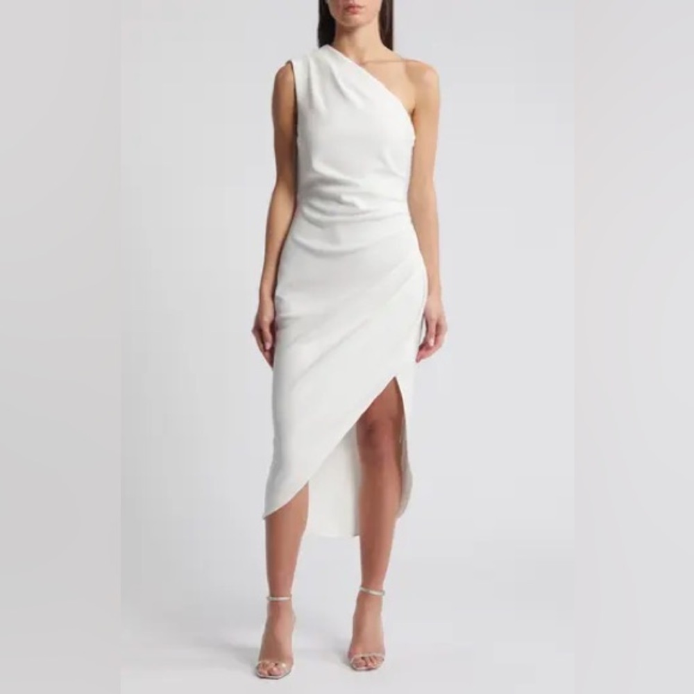 Elliatt Xara One shoulder white midi dress B370